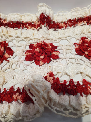 White and red rose crochet doily