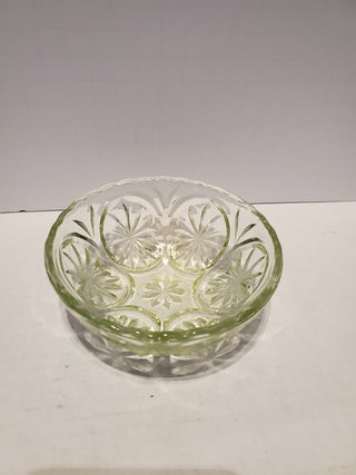 Vtg Anchor Hocking green tint medallion glass bowl
