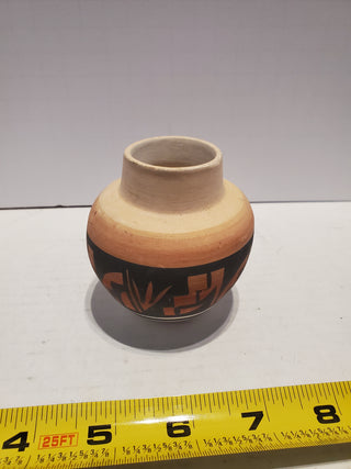 Navajo Mini Bud Vase Bowl Native American Artist Kanuho Signed 3"
