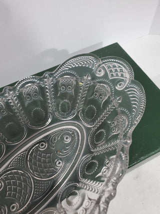 Oval relish dish with owl motif