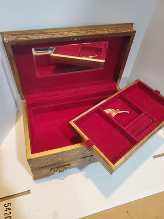 Vintage Royal Sealy Open Top Lined Jewelry Box