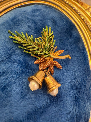 VTS pine branch and pearl bells gold tone holiday brooch|140252