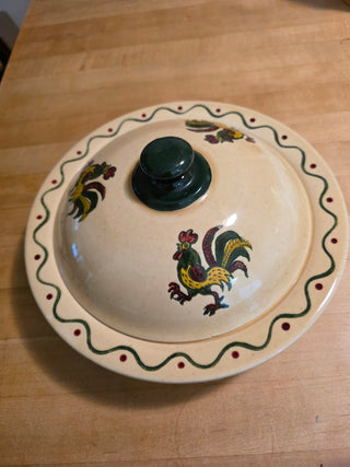 RF Metlox Poppytrail 10" Covered Dish *as is