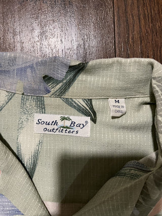Men's South Bay Outfitters Hawaiian Print Shirt, Size Medium RCD