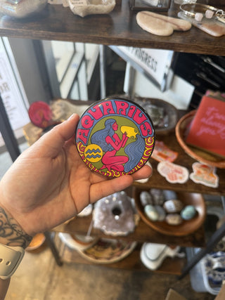 Aquarius magnet