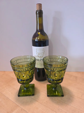 RF 2x Vtg Green Indiana Glass Goblets