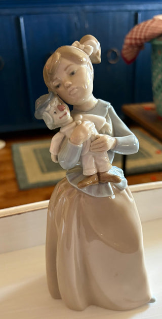 Lladro Porcelein doll|111572