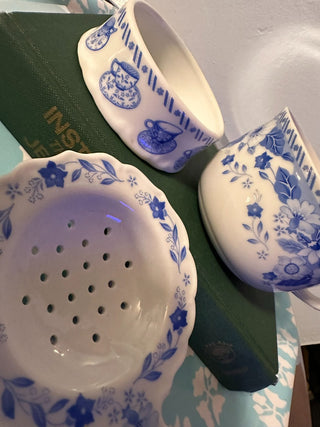 Vintage Tea cup, strainer, bag tray SET MTS