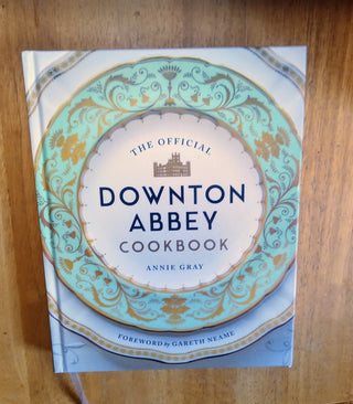 MW Downton Abbey Cookbook MTS|156220