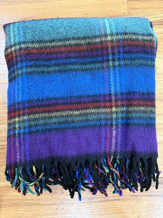 blanket black with rainbow colors MTS