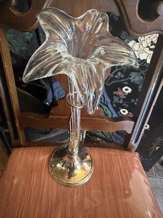 Vintage Oneida Silverplate Amaryllis Clear Flower Shaped Vase On Metal Base #62 VV MTS|102225