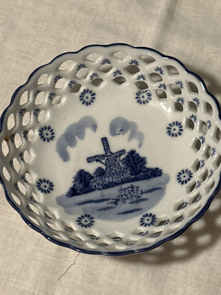 Windmill cutout dish. #SM. RSV|72988
