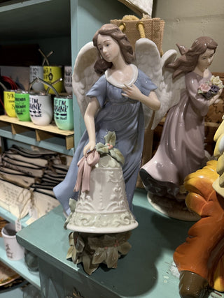 Grandeur Noel ANGEL BELL HOLLY FIGURINE porcelain STATUE RCD