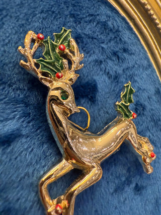 Christmas Deer Brooch Pin Gold Tone Holly Ivy Berry Enamel Holiday Vintage|139009