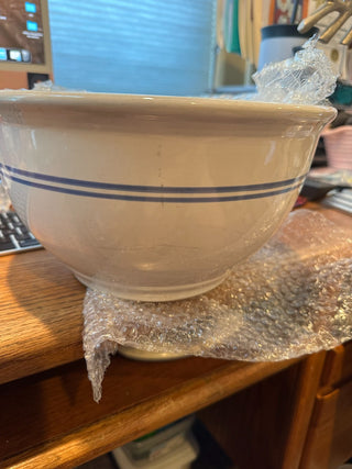 Vtg. (1940's) Gibson mixing bowls, white/blue stripes. set of 3 - RCD|89702