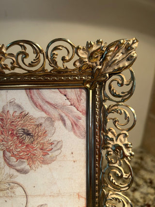 Decorative Gold Frame, 8x10”    MTS