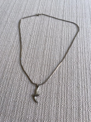 Silvertone seagull necklace
