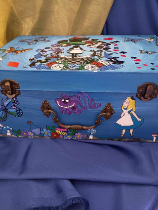 Alice in Wonderland Box