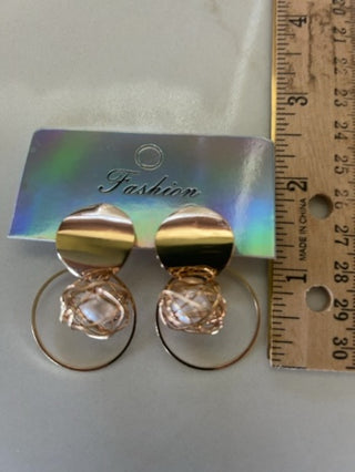 Gold tone clip earrings