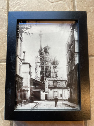 Framed Photo "Statue of Liberty in France"|57096