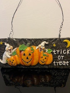 #2698 Trick or Treat Sign