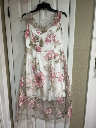 New with Tags Women's Size Large Floral Dress with Sheer Overlay RCD|119478