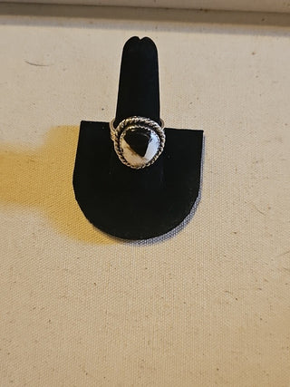 .925 white buffalo ring sz 8|89142