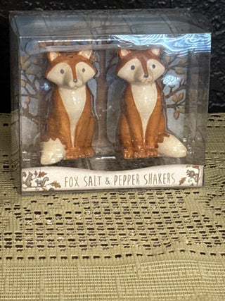 Vintage Fox Salt and Pepper Shakers in box - RCD