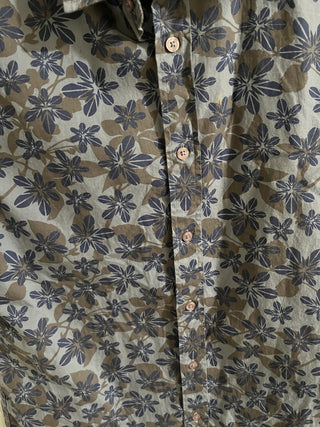 Men's Small Guess Brand Tropical Print Hawaiian Shirt RCD|158827