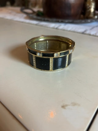 pair of vintage gold-tone hinged clamper cuff bracelets