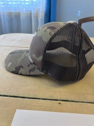 CAMO SNAPBACK BASEBALL CAP