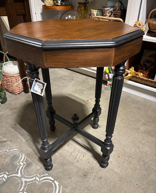 Vintage Octagon Wood Table NM MTS|105282