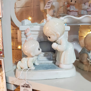 Precious Moments Welcome Santa Night Light RSV