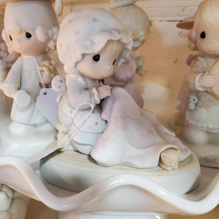 PM Love Covers All Fig