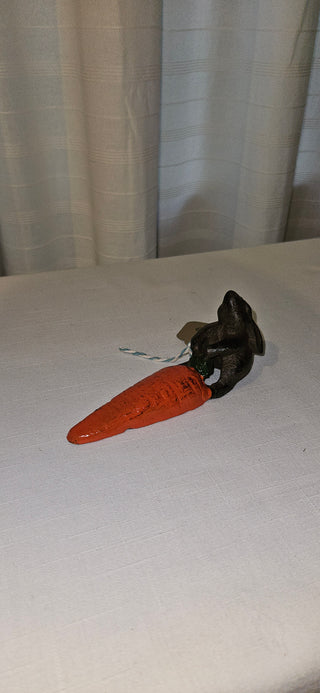 Cast Iron Rabbit with Carrot Doorstop