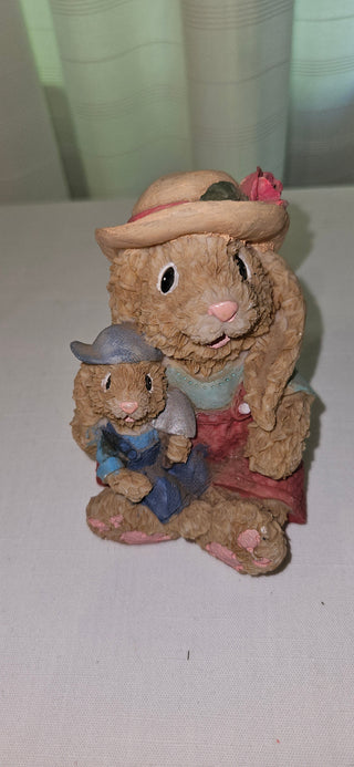 K’s Collection Vintage Style Bunny Mother and Baby Figurine Resin