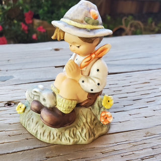 Goebel Hummel Figurine Nature's Prayer