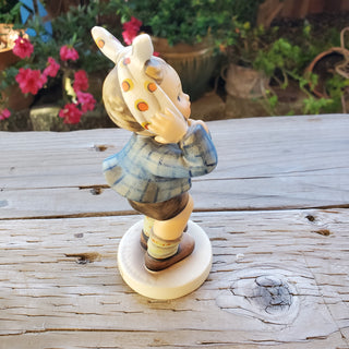 Goebel Hummel Figurine Boy with Toothache