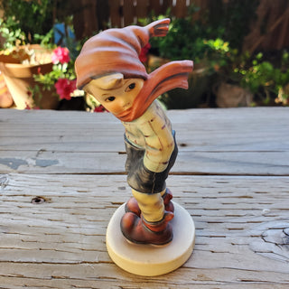 Goebel Hummel Figurine March Winds