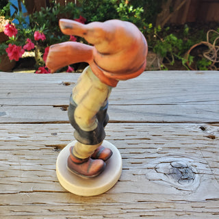 Goebel Hummel Figurine March Winds