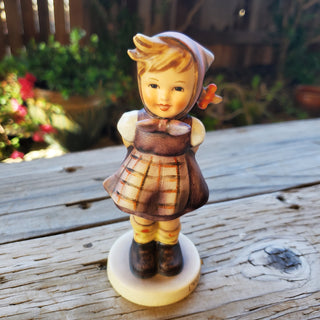 Goebel Hummel Figurine Which Hand
