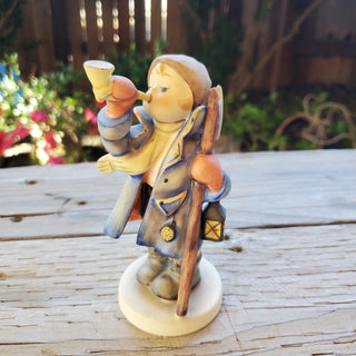 Goebel Hummel Figurine Hear Ye Hear Ye