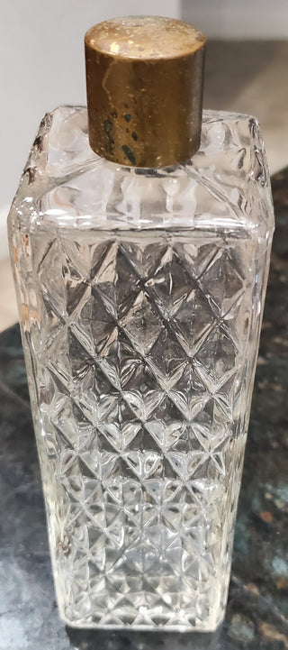 ANTIQUE VINTAGE DIAMOND GLASS BOTTLE