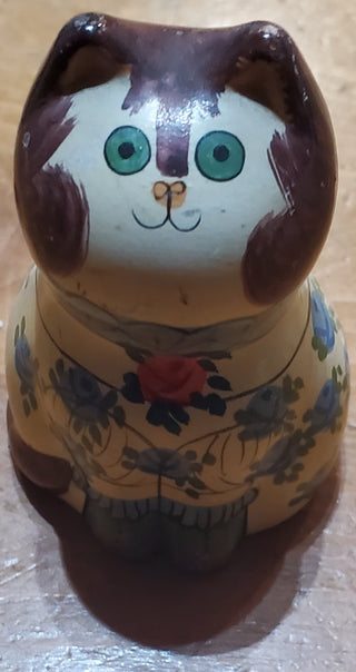 VINTAGE CAT FIGURINE
