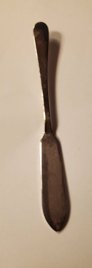 SILVER PLATED VINTAGE BUTTER KNIFE