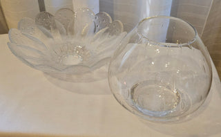 Vintage Clear Glass Strawberry Flower Frog Bowl Set