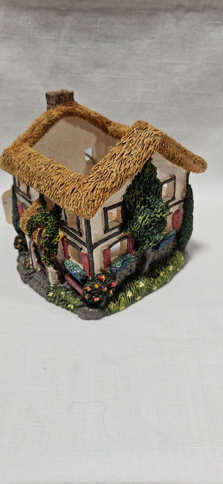 English Style Thatched Cottage Mini 4"