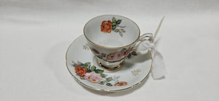 VNTG YADA Teacup & Saucer
Made in Japan