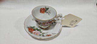 VNTG YADA Teacup & Saucer
Made in Japan