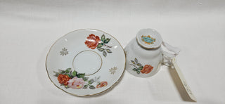 VNTG YADA Teacup & Saucer
Made in Japan